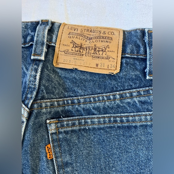 Vintage Levi's Denim Jeans - 20505 0217 Straight Leg - W31 L34 - Picture 2 of 4